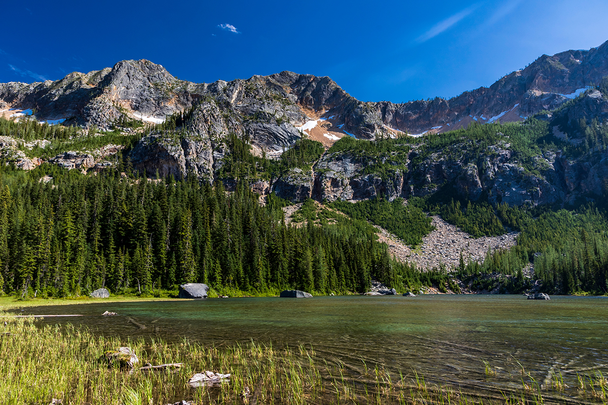Best Hikes in North Cascades National Park 8