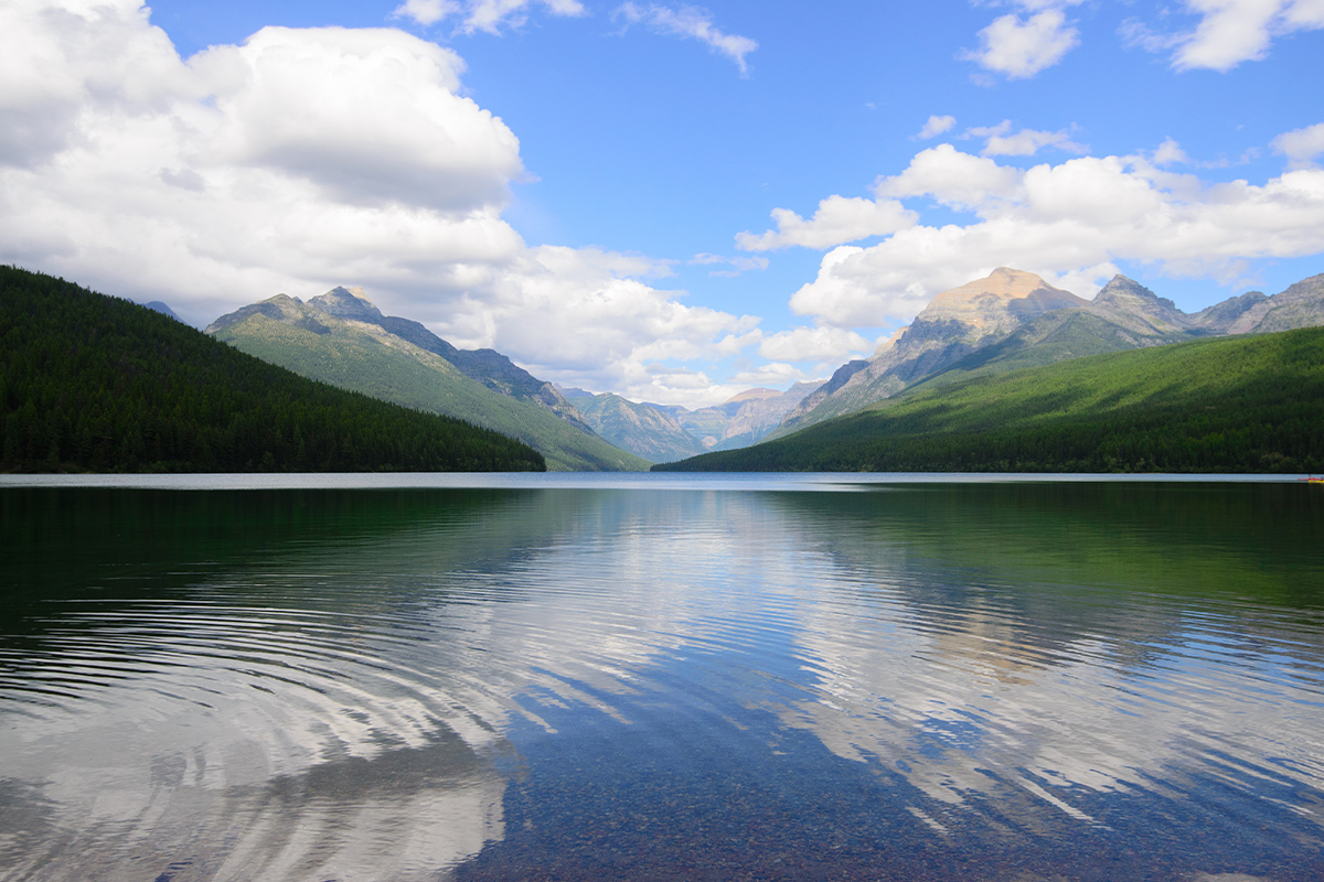 Best Time to Visit Glacier National Park for Fewer Crowds  10