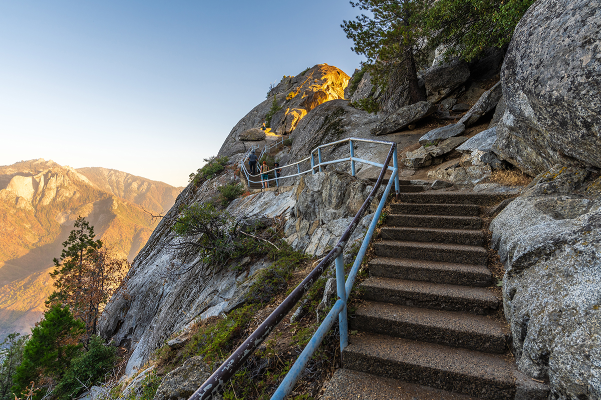 Explore the Best Time to Visit Sequoia National Park 8