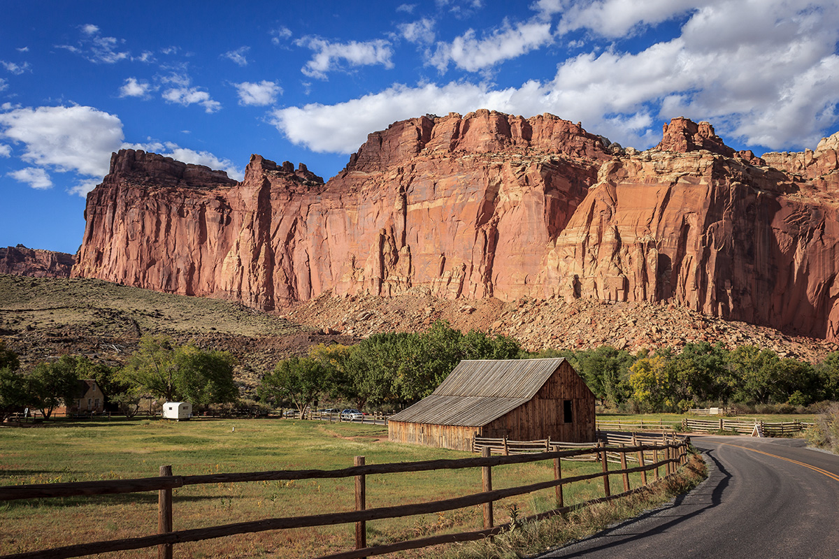 The Best Hikes in Capitol Reef National Park 9