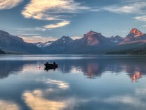 Best Time to Visit Glacier National Park for Fewer Crowds fi