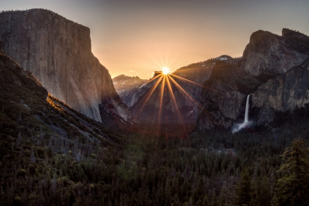 Tunnel View Sunrise Yosemite National Park K&Uuml;HL Clothing