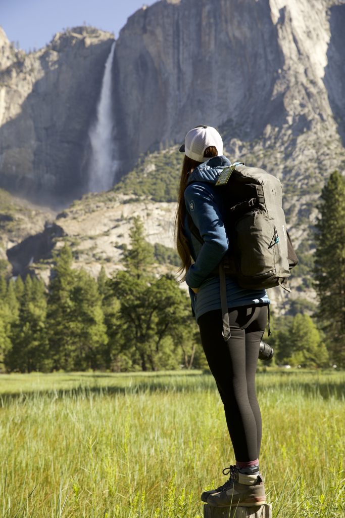 Yosemite Falls in Yosemite National Park K&Uuml;HL